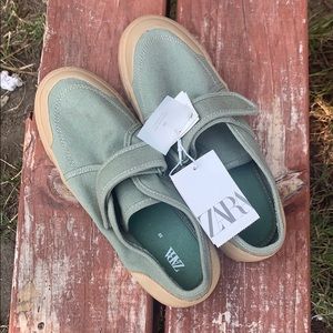 Zara green boy shoes